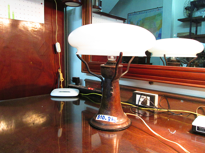 Antique Victorian signed bradley and hubblard slag glass lamp light