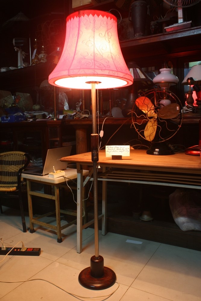 Myfors floor lamp