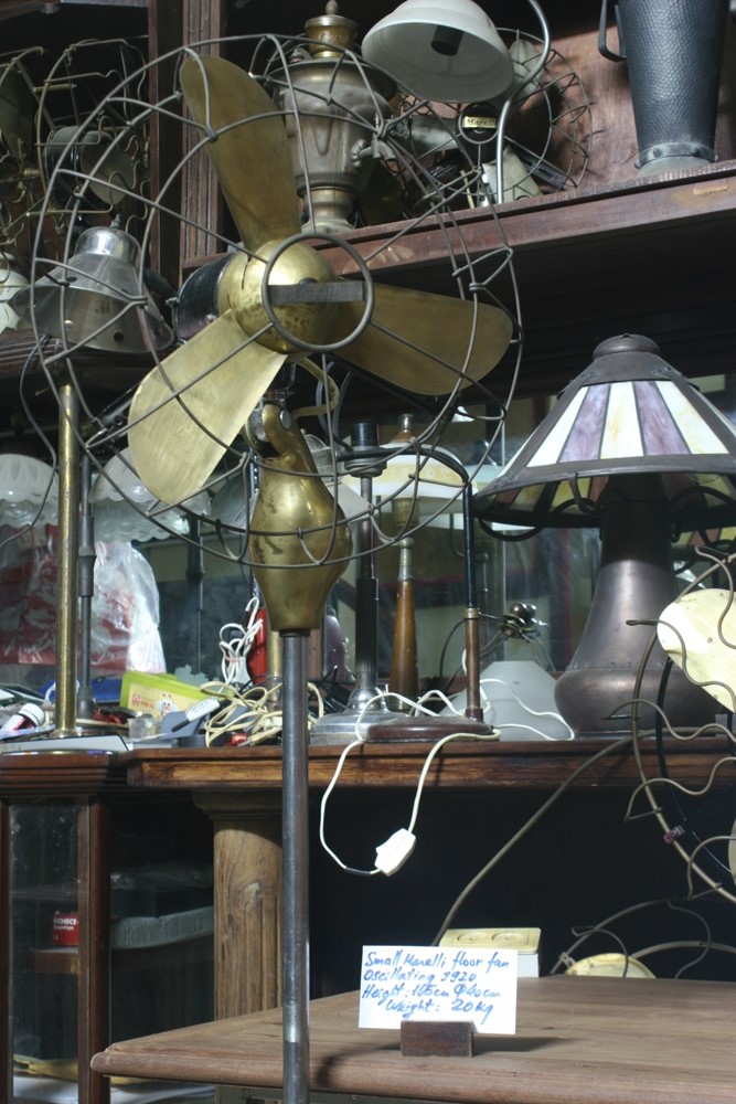 Small marelli floor fan oscillating 1920.