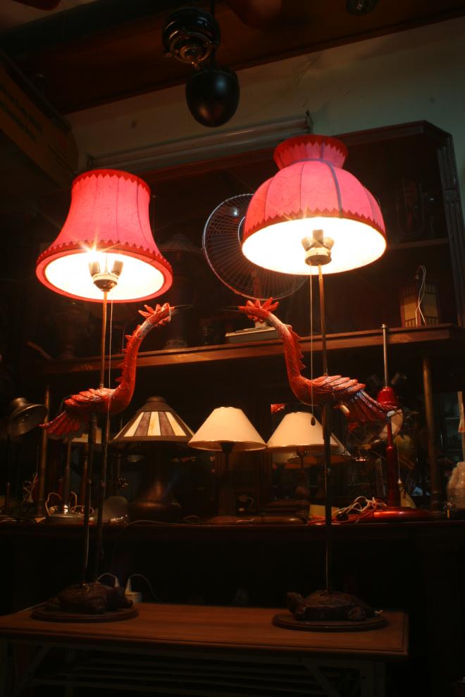 STANDING LAMP 2